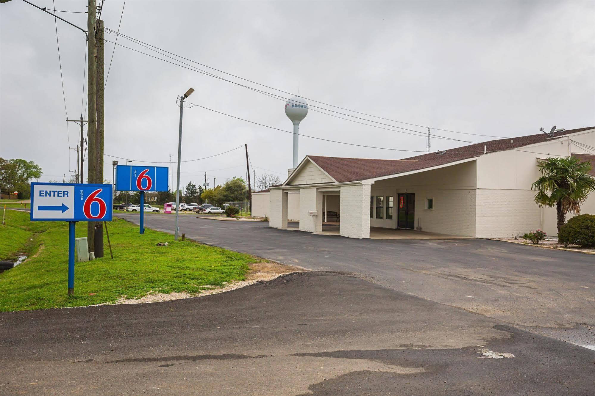 Motel 6-Madisonville, Tx Экстерьер фото