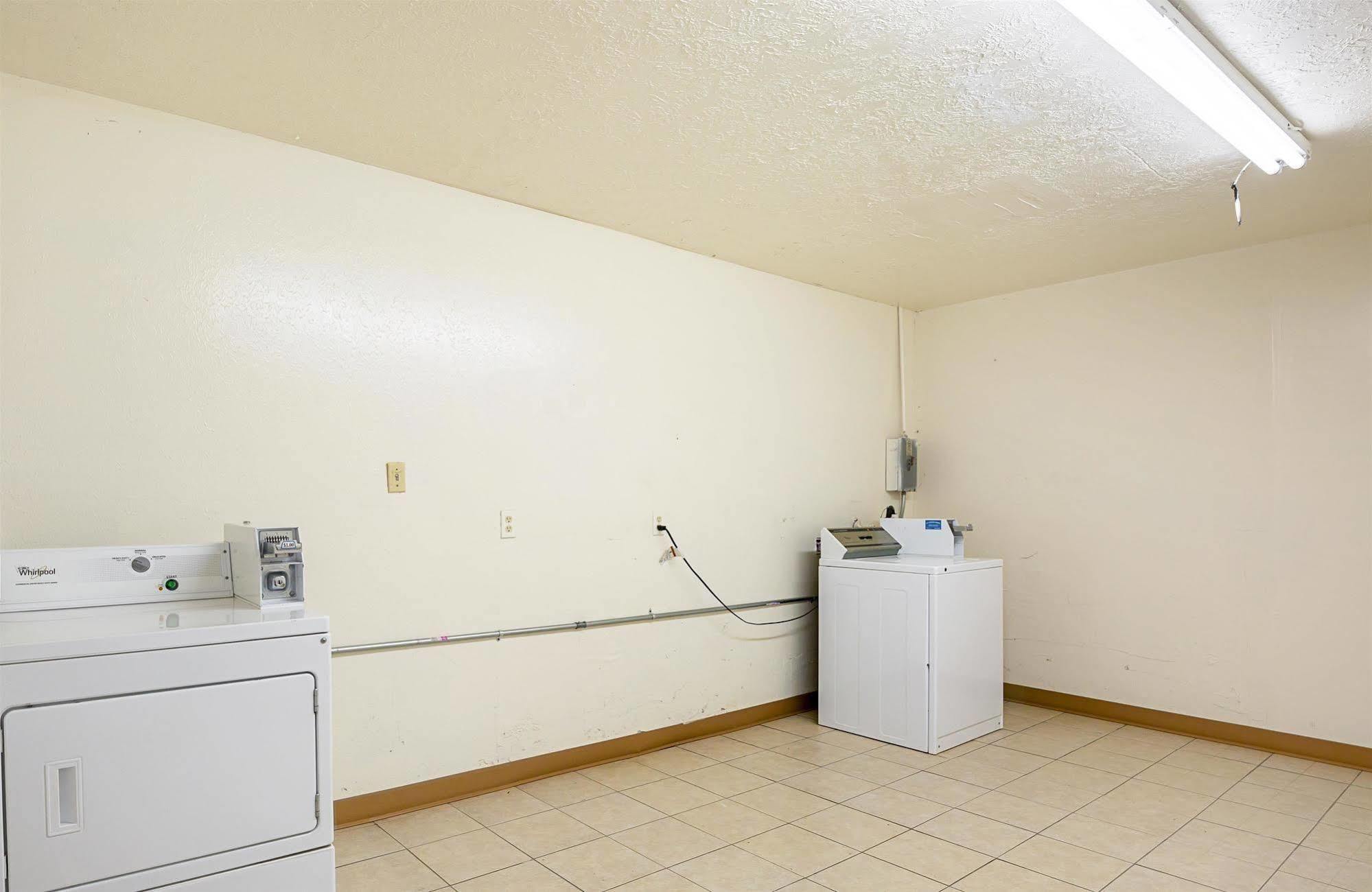 Motel 6-Madisonville, Tx Экстерьер фото