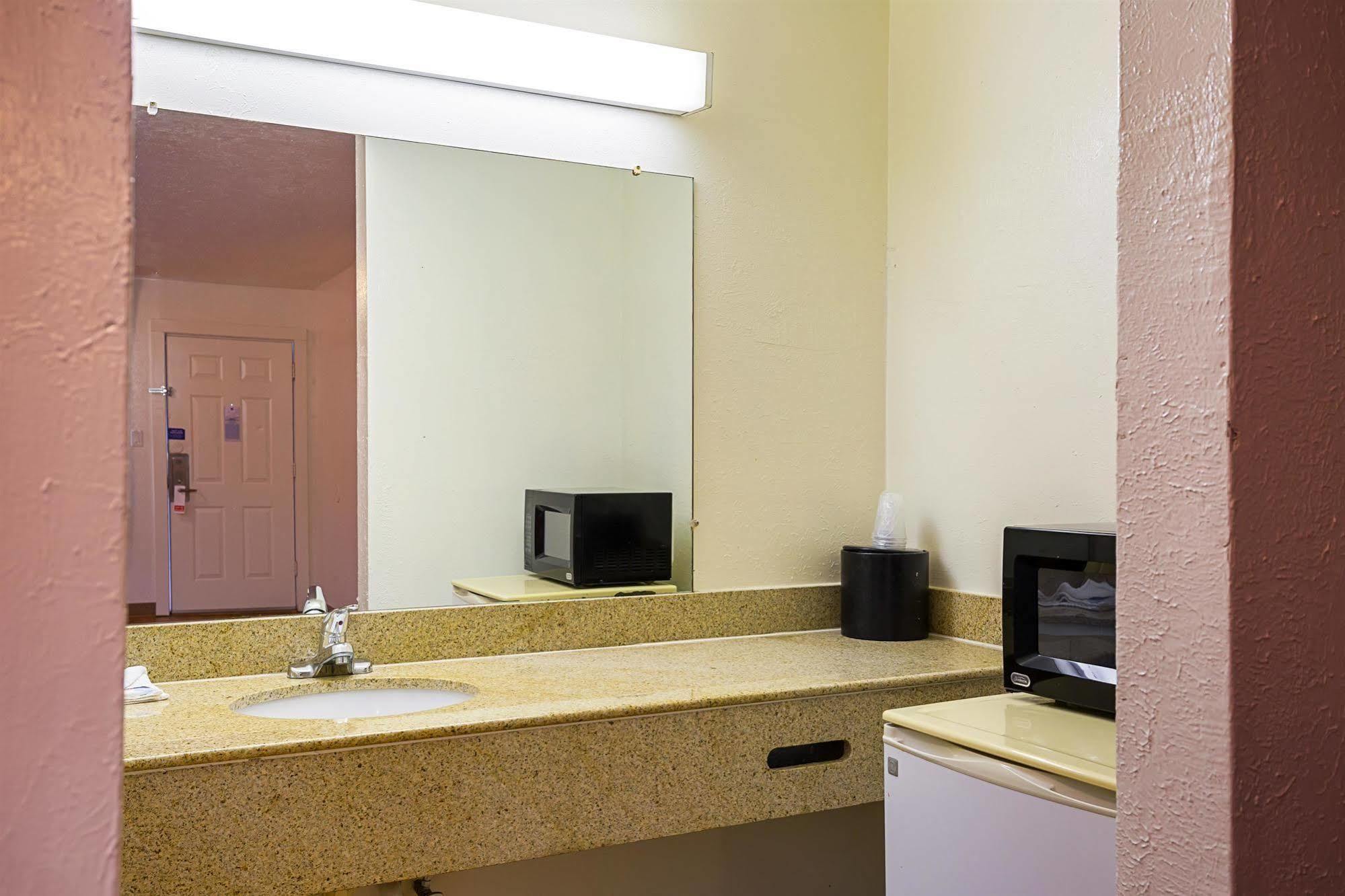 Motel 6-Madisonville, Tx Экстерьер фото