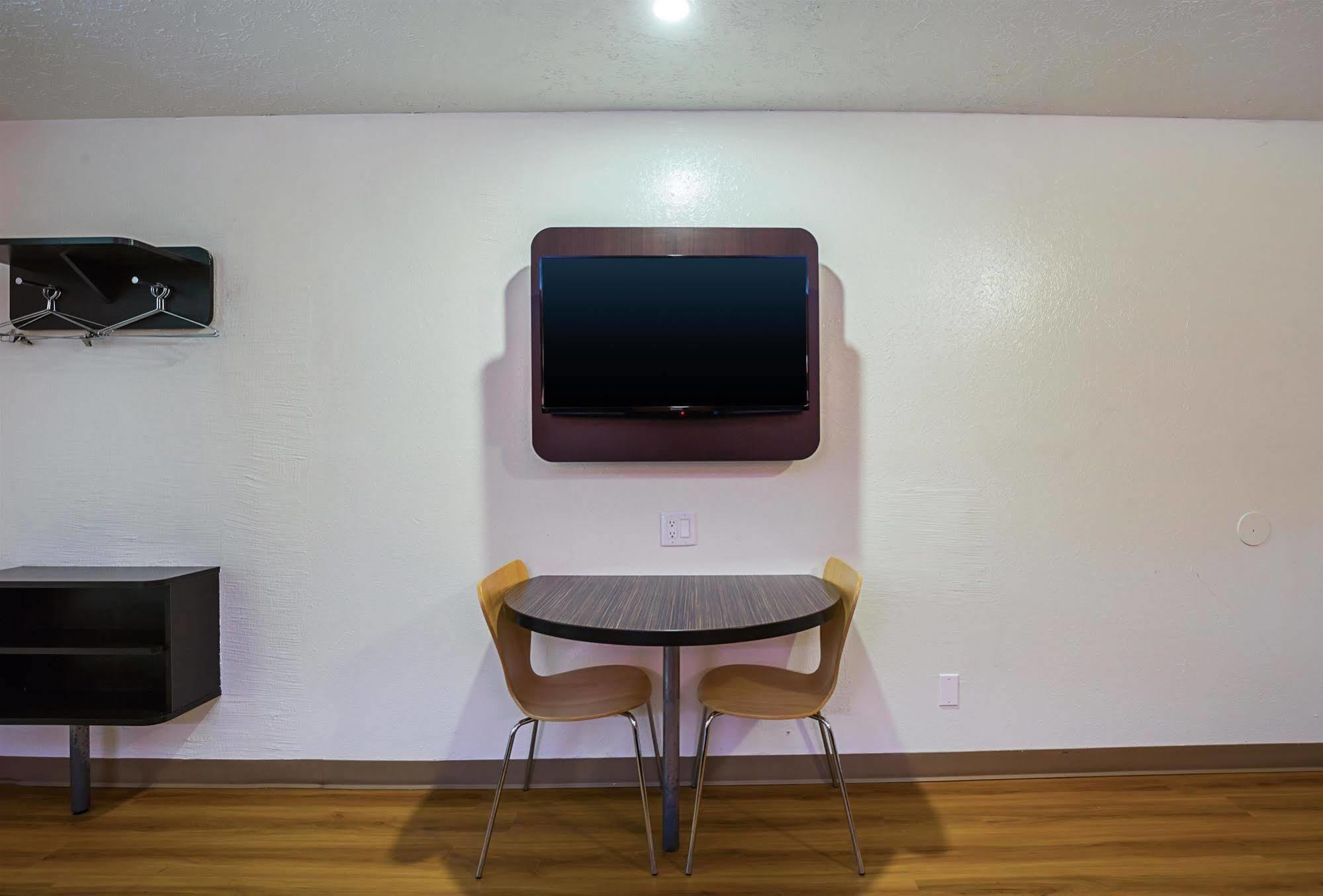 Motel 6-Madisonville, Tx Экстерьер фото